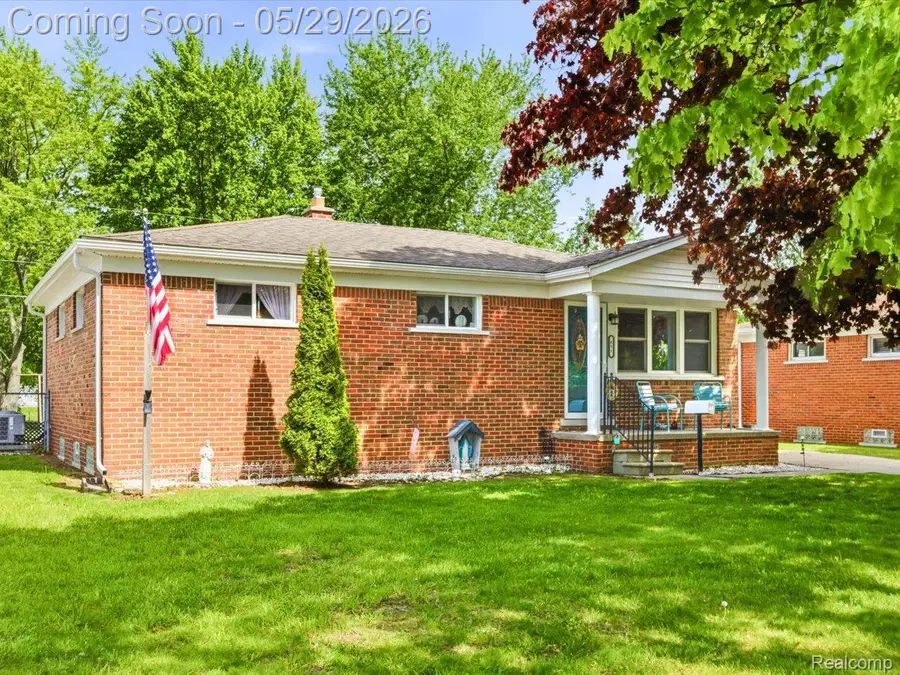 651 Carolina Avenue, Marysville, MI 48040 - #3