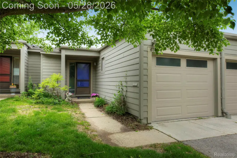 671 Watersedge Drive, Ann Arbor, MI 48105 - #3