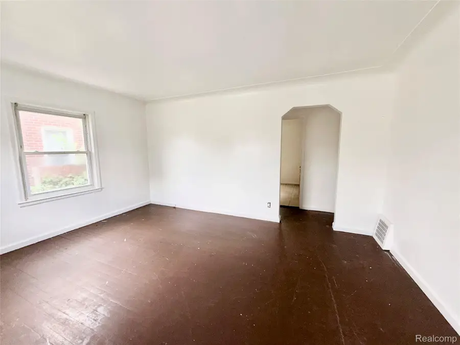 19447 Sunset Street, Detroit, MI 48234 - #3