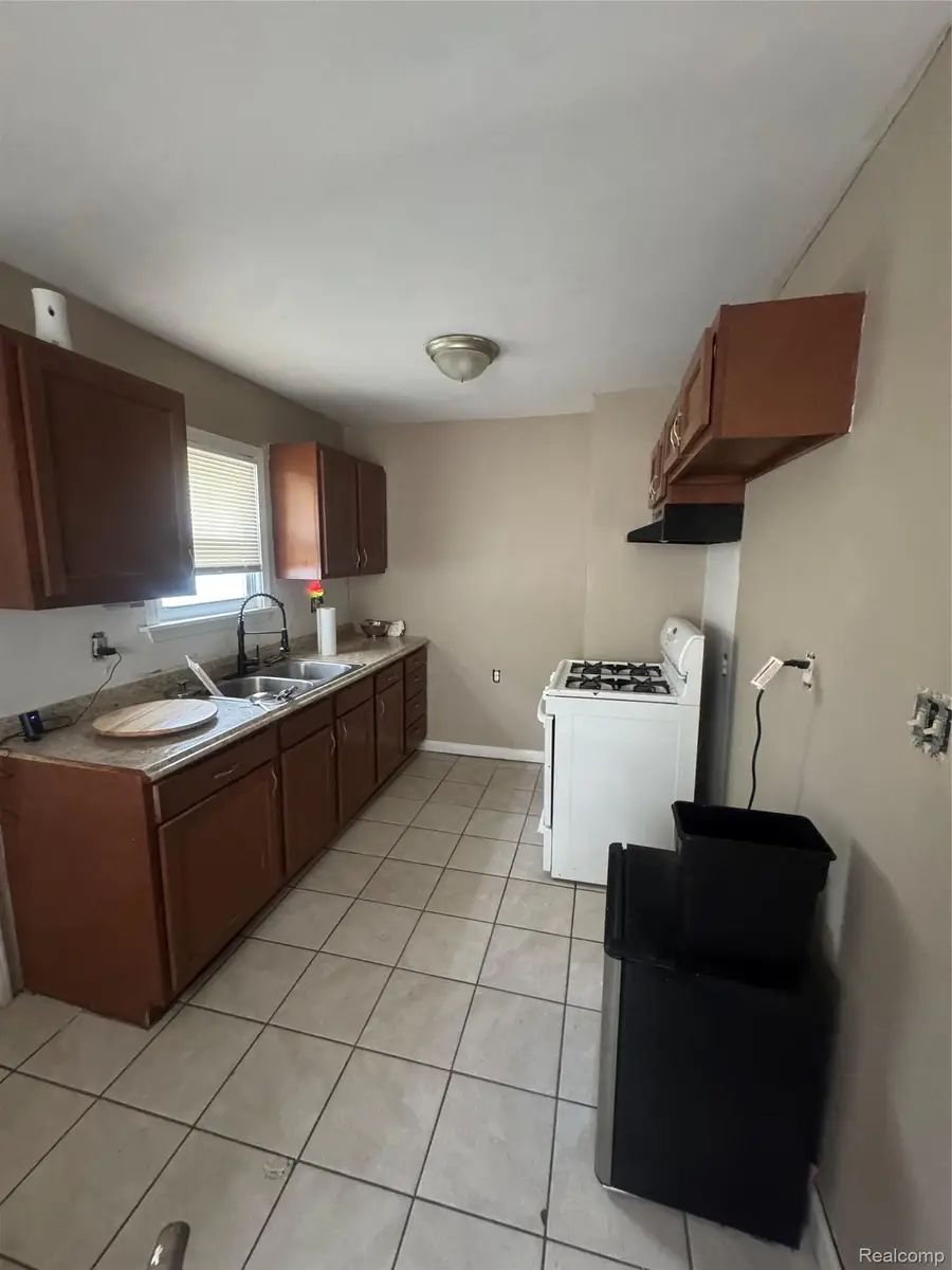 16574 Westbrook Street, Detroit, MI 48219 - #3