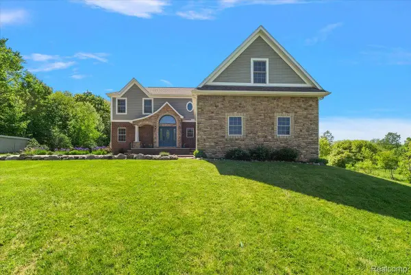 5035 Hidden Ridge Drive, Metamora, MI 48455