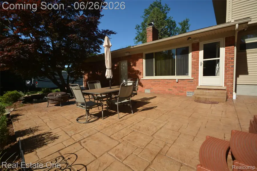615 Willard Avenue, Rochester Hills, MI 48307 - #2