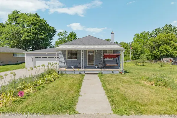 32417 Linderman Avenue, Warren, MI 48093