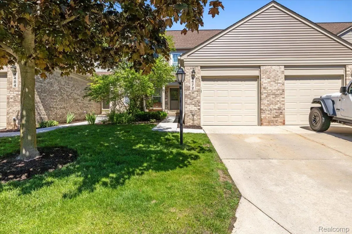 4472 Hunters Circle E, Canton, MI 48188 - #1