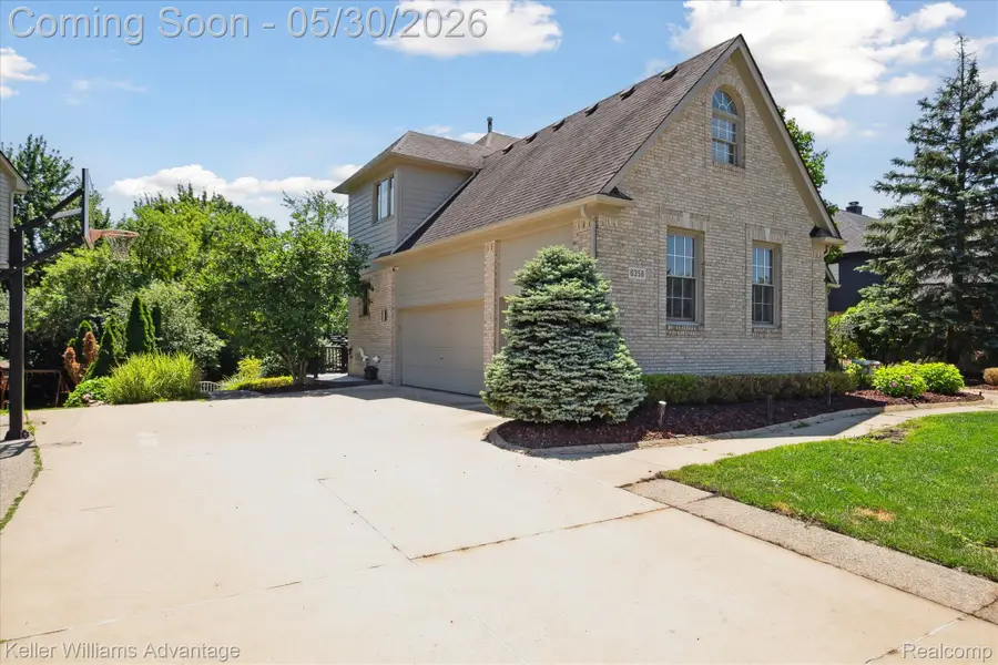 6356 Branford Drive, West Bloomfield, MI 48322 - #3