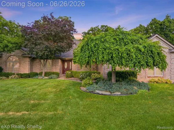 56432 Cromwell Court, Utica, MI 48316