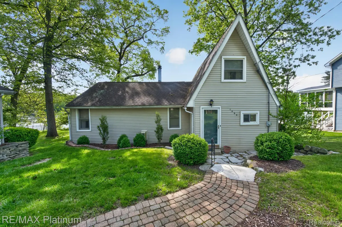 1464 Clark Lake Road, Brighton, MI 48114 - #1