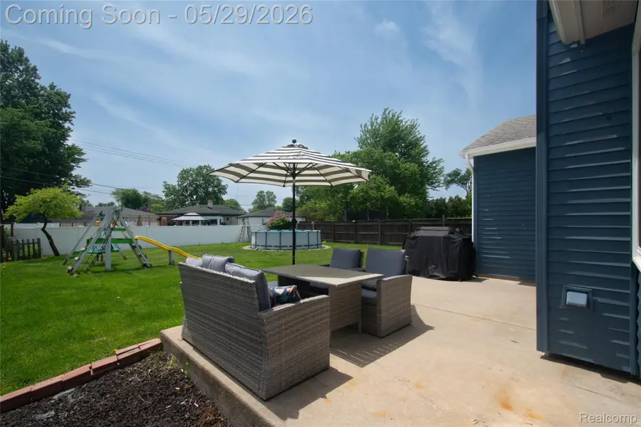 29931 Rosslyn Avenue, Garden City, MI 48135 - #3