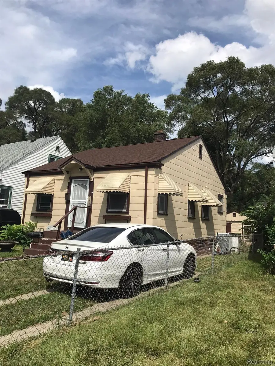 13510 Stahelin Avenue, Detroit, MI 48223 - #2