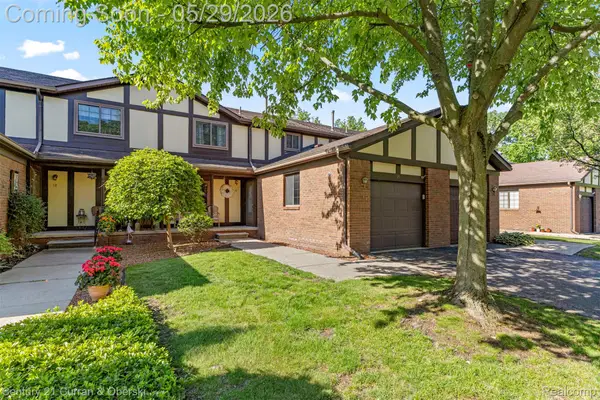 19 Parkplace N, AllenPark, MI 48101