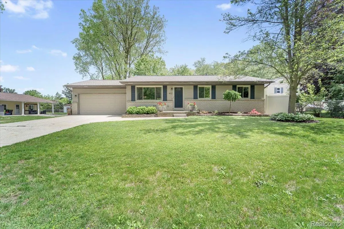 422 Robert Court, Auburn Hills, MI 48326 - #1