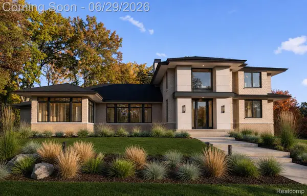 1465 Sodon Lake Drive, BloomfieldHills, MI 48302