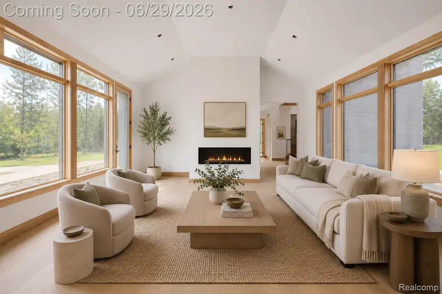 1465 Sodon Lake Drive, Bloomfield, MI 48302 - #3