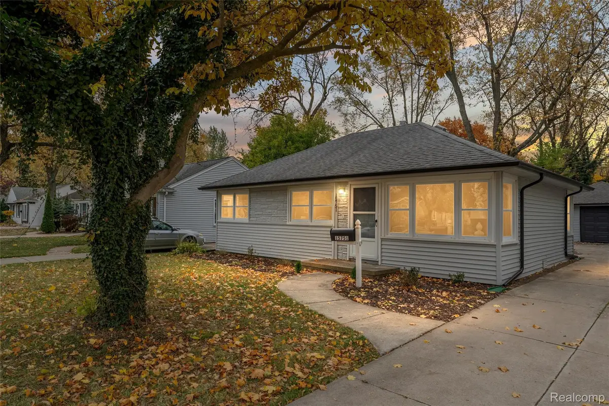 15751 W 14 Mile Road, Beverly Hills, MI 48025 - #1