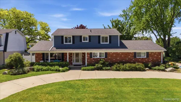 52448 Belle Arbor, Utica, MI 48316