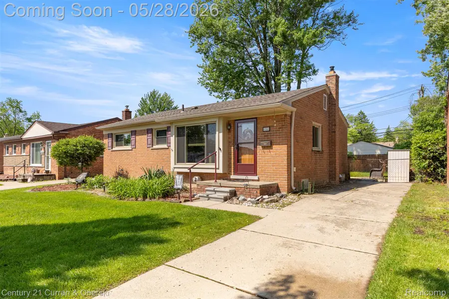 8245 N Hubbard Street, Westland, MI 48185 - #2