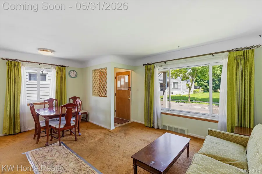 8801 Whitlock Avenue, Dearborn, MI 48126 - #2