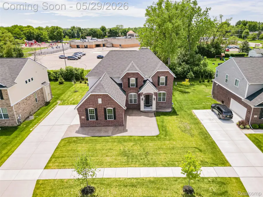 4054 Jayden Court, Sterling Heights, MI 48314 - #2