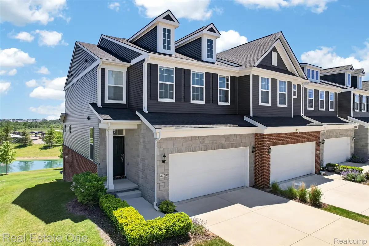 4799 Broomfield Way, Lake Orion, MI 48359 - #1