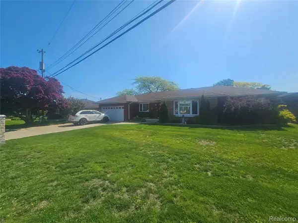 37846 Terra Mar Street, HarrisonTownship, MI 48045