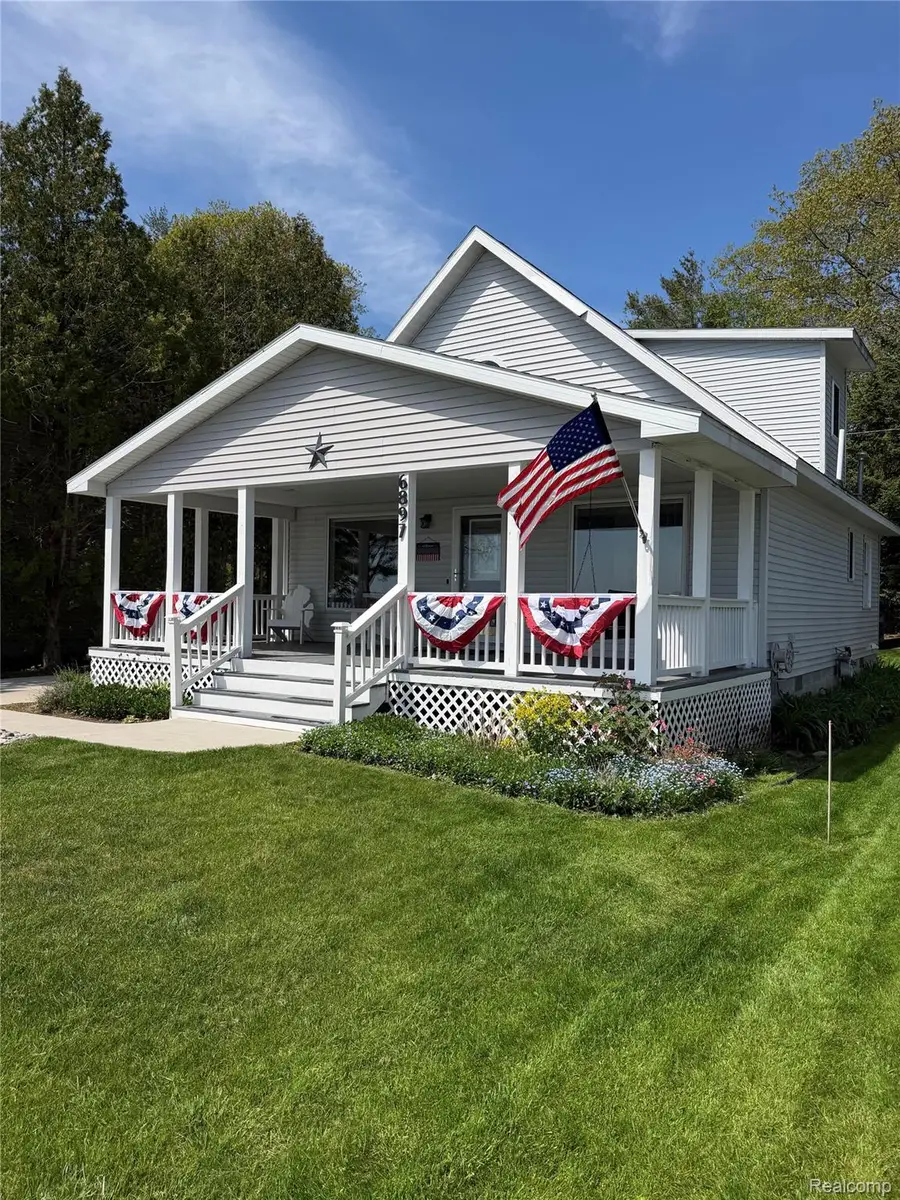 6897 N Us Highway 23, Oscoda, MI 48750 - #2