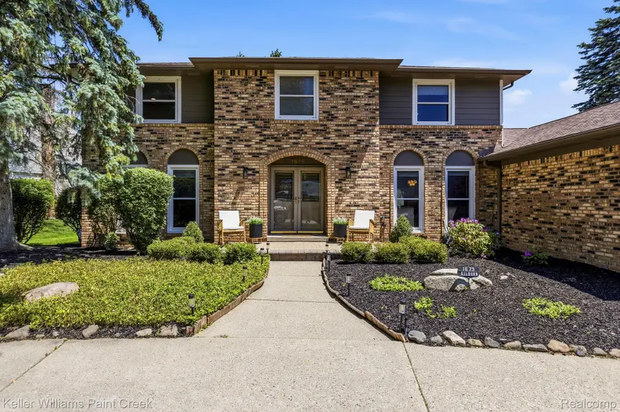 1675 Kilburn Road N, Rochester Hills, MI 48306 - #3