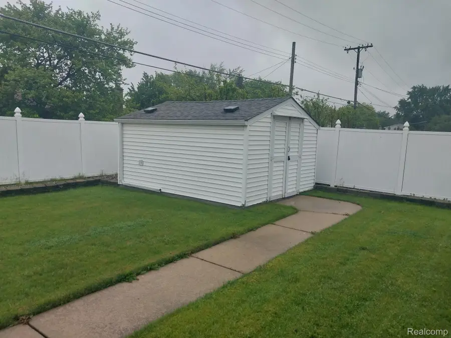 11159 Mandale Drive, Sterling Heights, MI 48312 - #2