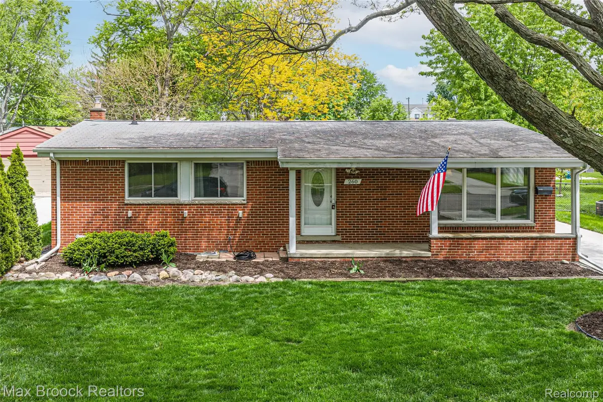 260 Lyons Drive, Troy, MI 48083 - #1