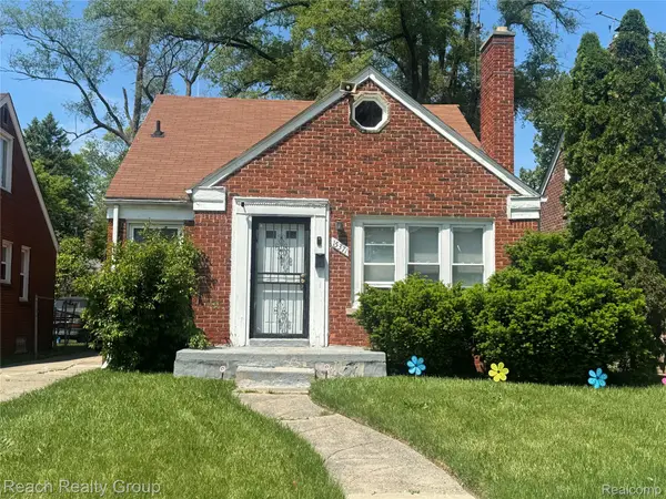 15371 Heyden Street, Detroit, MI 48223