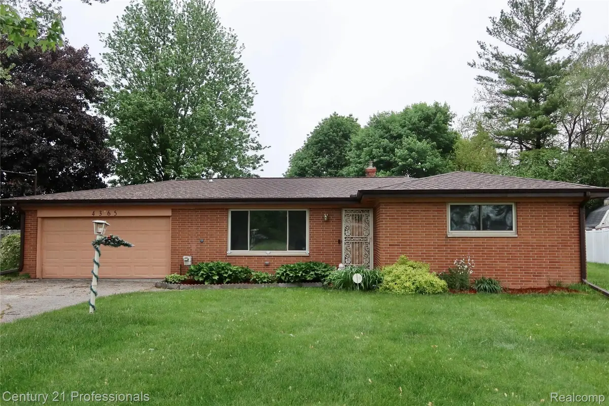 4365 Jo Drive, Saginaw, MI 48601 - #1