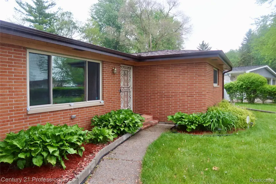 4365 Jo Drive, Saginaw, MI 48601 - #2