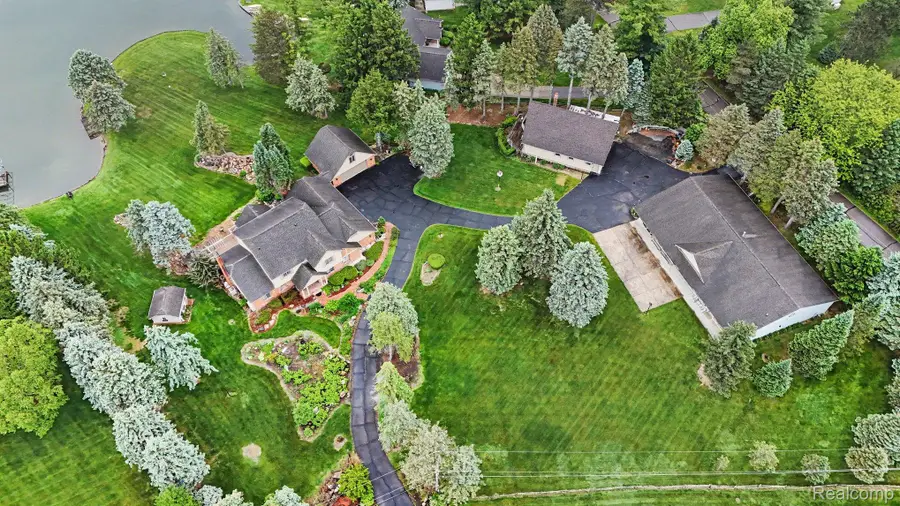10391 Hills Lane Drive, Goodrich, MI 48438 - #2