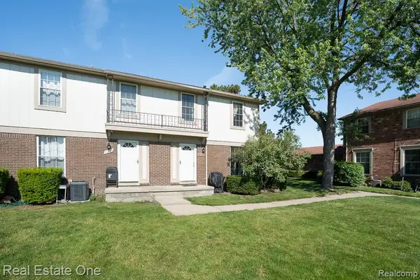 35226 Tall Oaks Drive, SterlingHeights, MI 48312