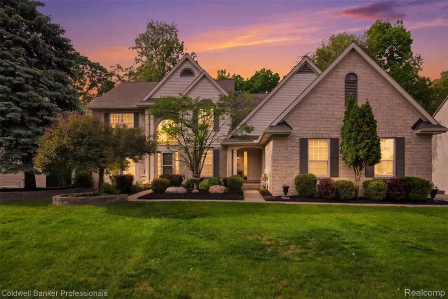 2891 Greenbrooke Lane, West Bloomfield, MI 48324 - #2
