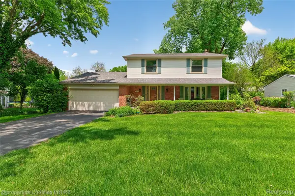 475 Henley Drive, BloomfieldHills, MI 48304