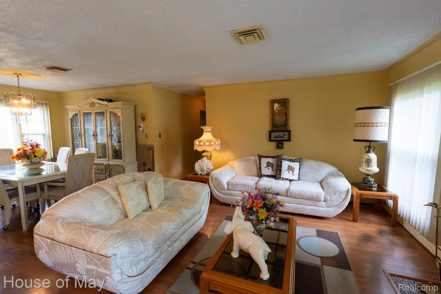 21240 Ridgedale Street, Oak Park, MI 48237 - #3