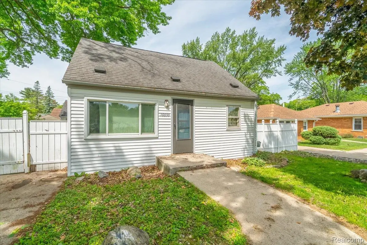 10090 Sterling Street, Romulus, MI 48174 - #1