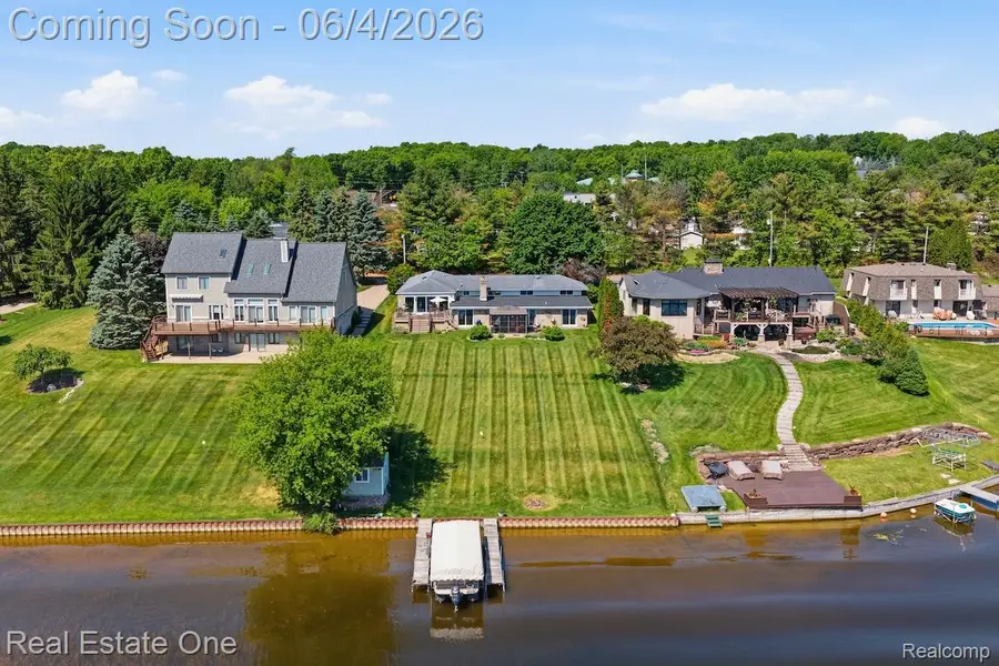 8080 Pine Ranch Drive, Brighton, MI 48114 - #2
