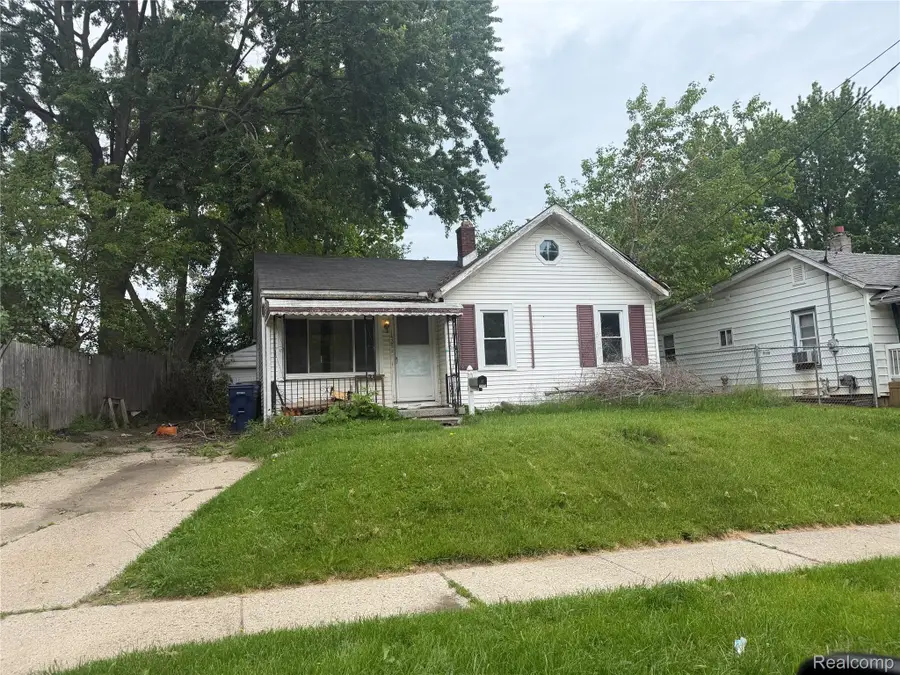 1425 Knight Avenue, Flint, MI 48503 - #2