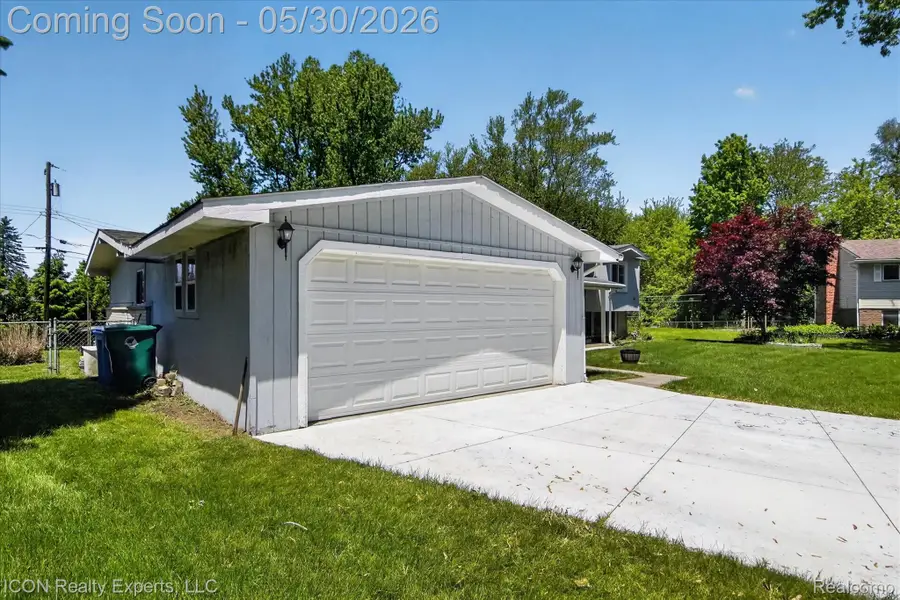 1869 Middle Trail Road, Commerce, MI 48390 - #2