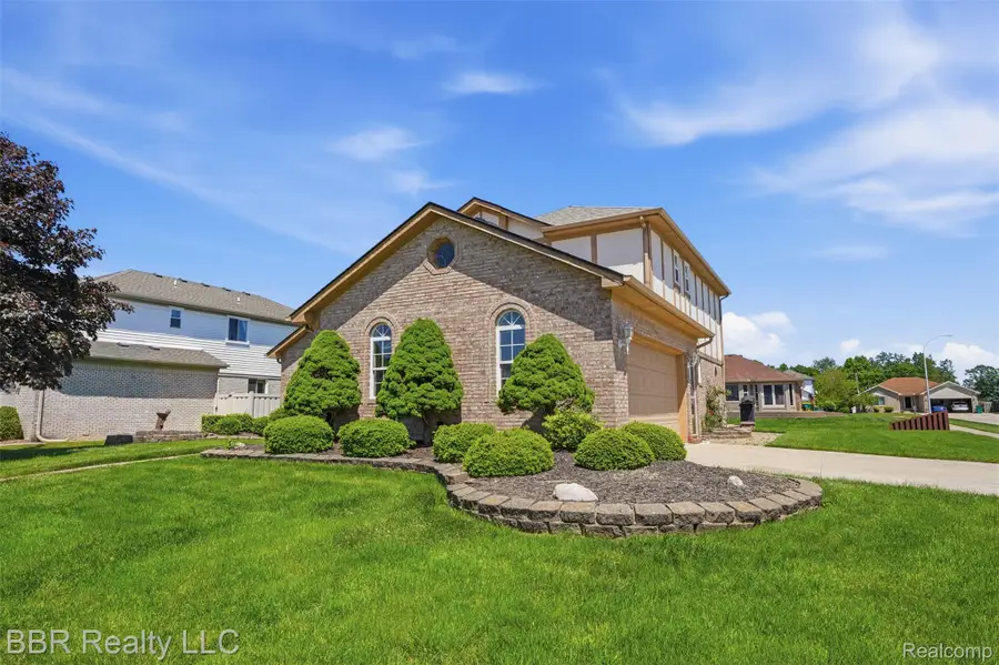 24883 Curtis Drive, Flat Rock, MI 48134 - #3