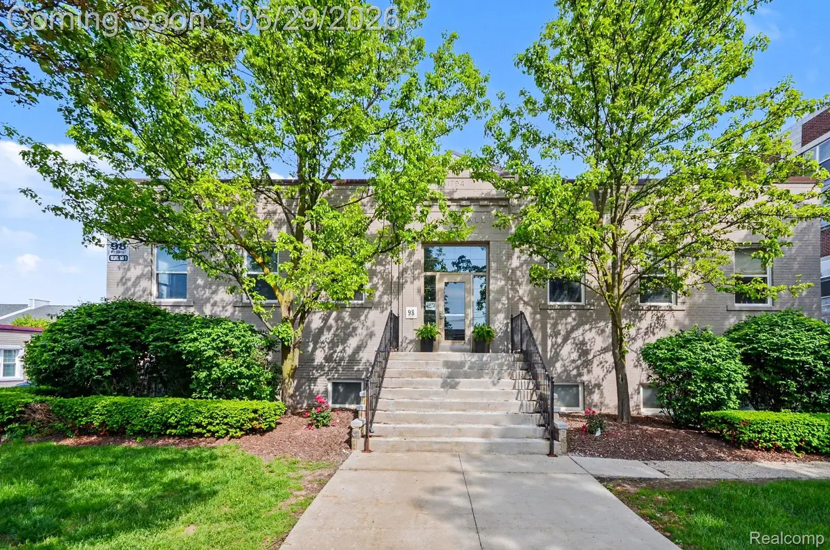 98 Northbound Gratiot Avenue #12, Mount Clemens, MI 48043 - #1