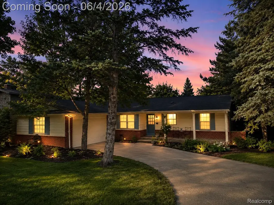 19510 Clement Road, Northville, MI 48167 - #2