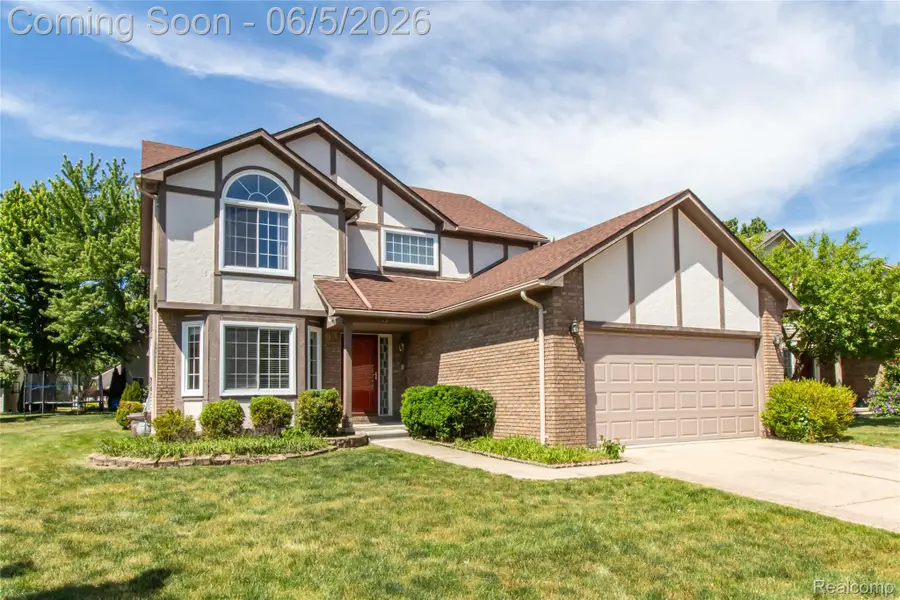141 Woodslee Drive, Troy, MI 48083 - #2