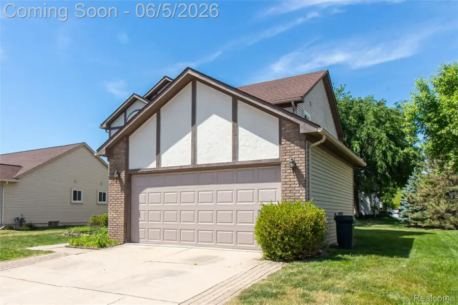 141 Woodslee Drive, Troy, MI 48083 - #3