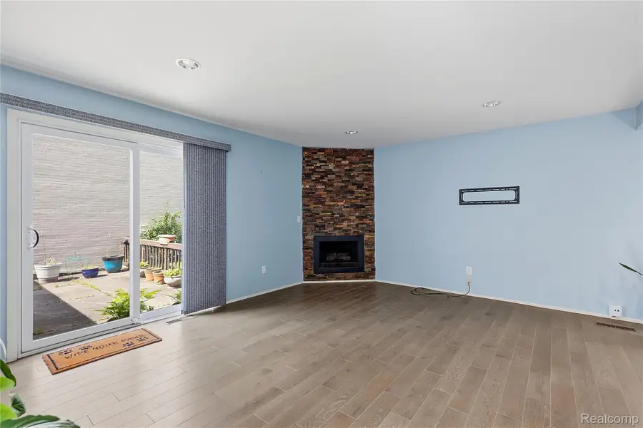 2969 Moon Lake Drive, West Bloomfield, MI 48323 - #3
