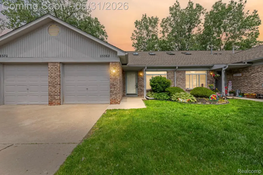 23362 Stromp Court, Trenton, MI 48183 - #2