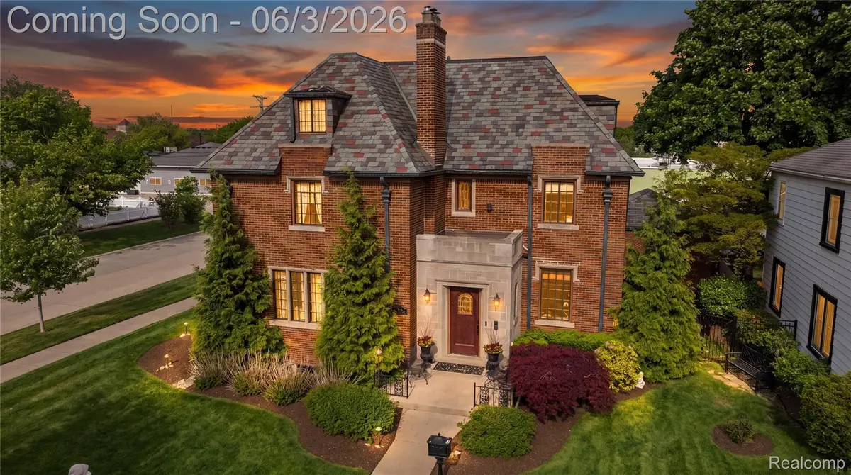2470 Riverside Drive, Trenton, MI 48183 - #1