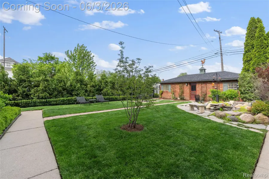 2470 Riverside Drive, Trenton, MI 48183 - #3