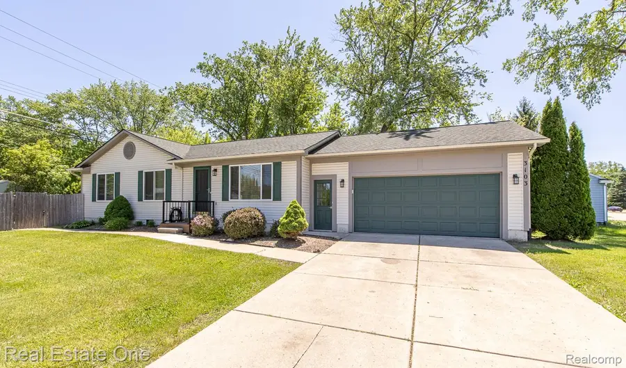 3103 Crooks Road, Rochester Hills, MI 48309 - #2